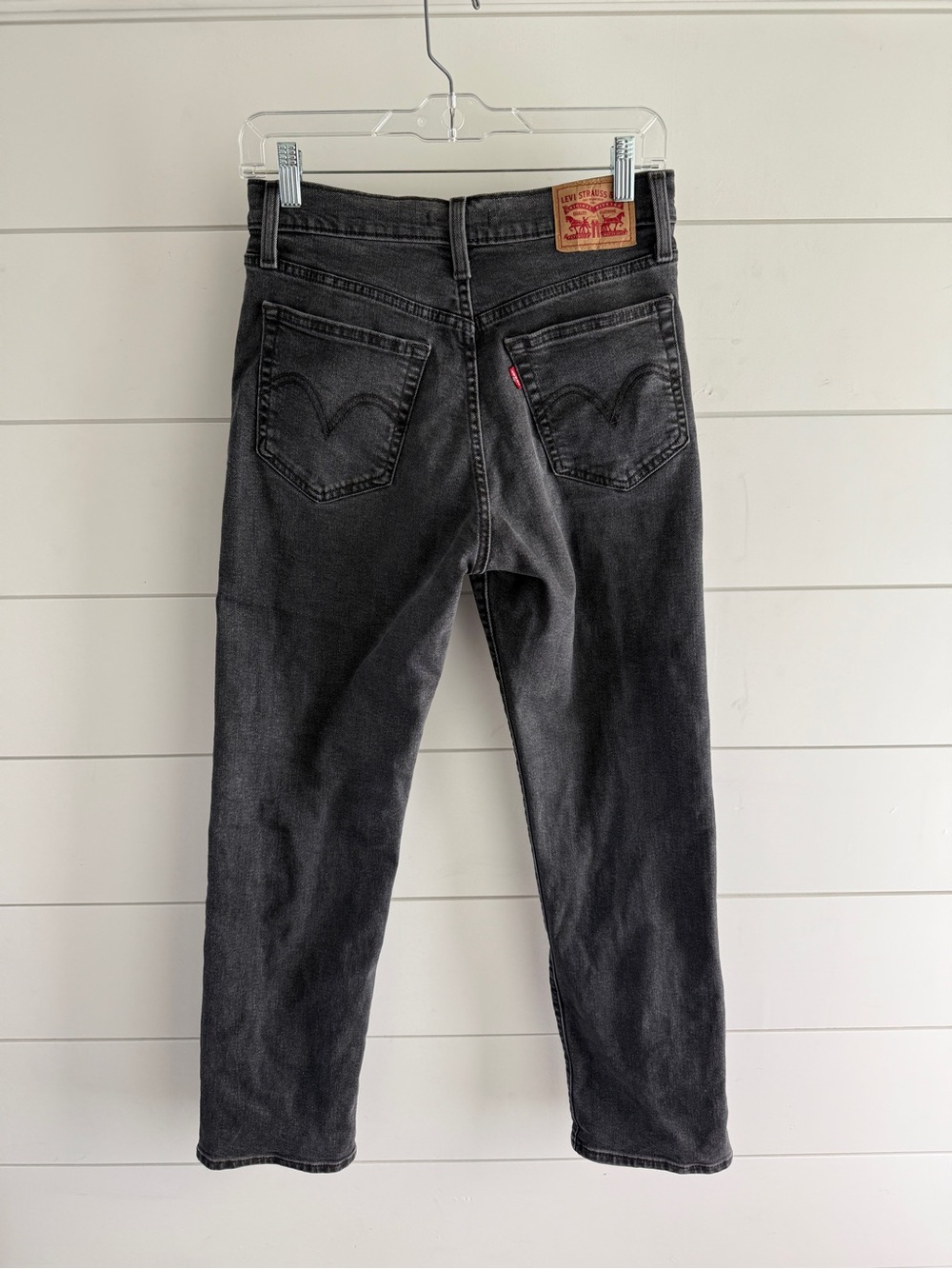 Levi's Wedgie Straight Leg Black Jeans - Size 28 - Picture 2 of 5